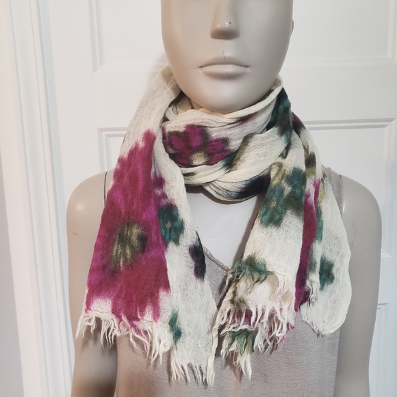 Hang N Hold Wool Crepe Floral Scarf Wrap 2 x68 Inch Raw Hem Colorful Lightweight - Picture 4 of 11